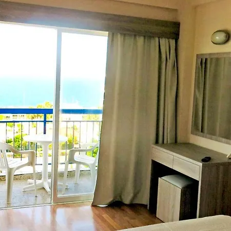 Hotel Marina