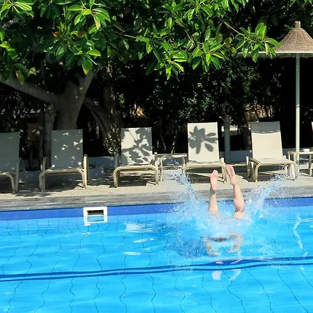 Marina Hotell 3*