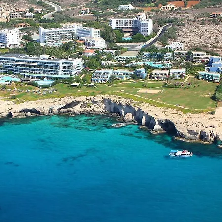 Marina 3* Ayia Napa