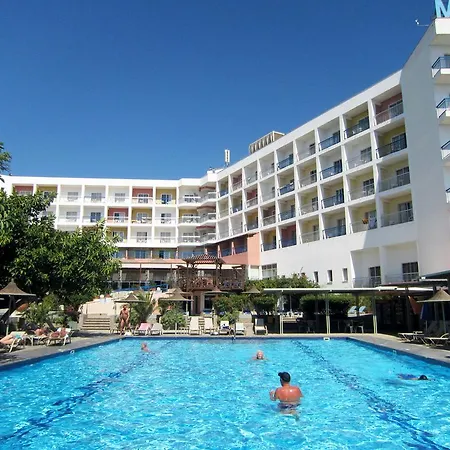 Marina 3* Ayia Napa