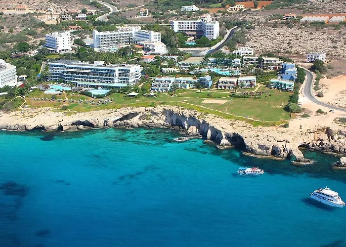 Marina 3* Ayia Napa