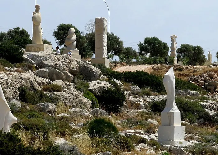 μαρίνα Ξενοδοχείο Αγία Νάπα